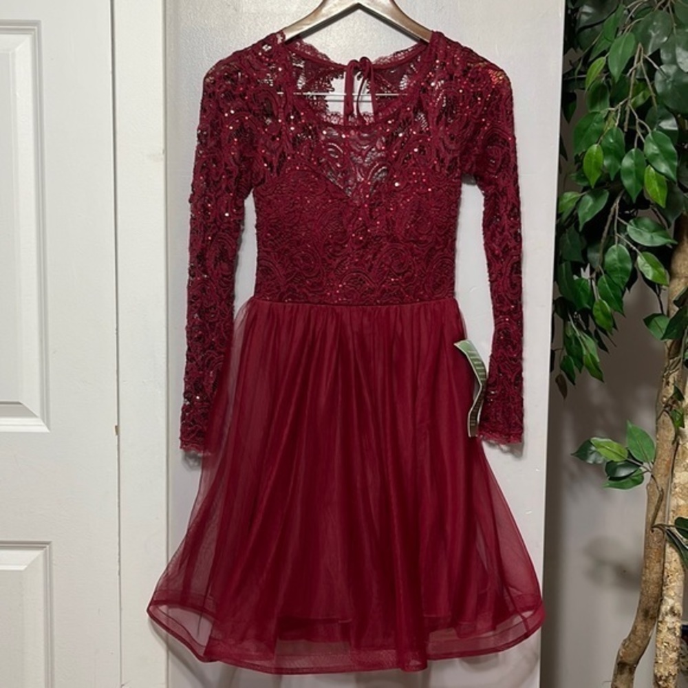 My Michelle 3 Fit Flare Dress Womens Burgundy Sequin Lace Tulle Open Back Mini